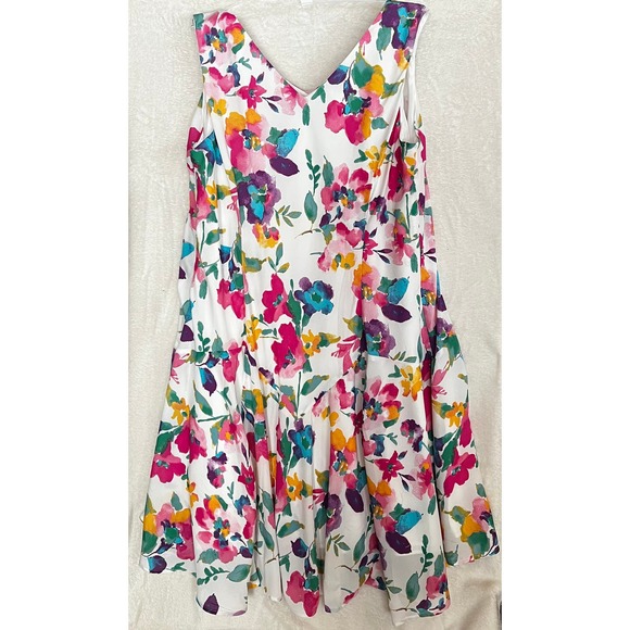Jessica London Sleeveless V Neck Midi Length Floral Print Dress SZ 28W - Picture 4 of 11